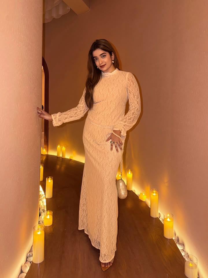 Zoya Khan - Karachi Escorts